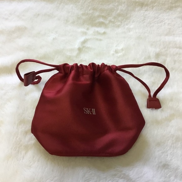 SKII Satin Red Beauty Pouch Bag - Picture 5 of 5